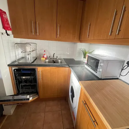 דירה City- Modern Apart-sleeps 2 דבלין