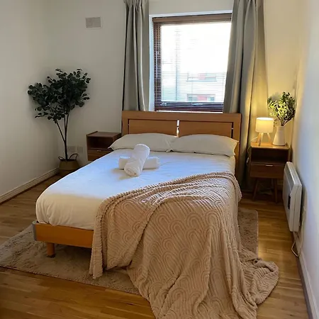 City- Modern Apart-sleeps 2 דבלין